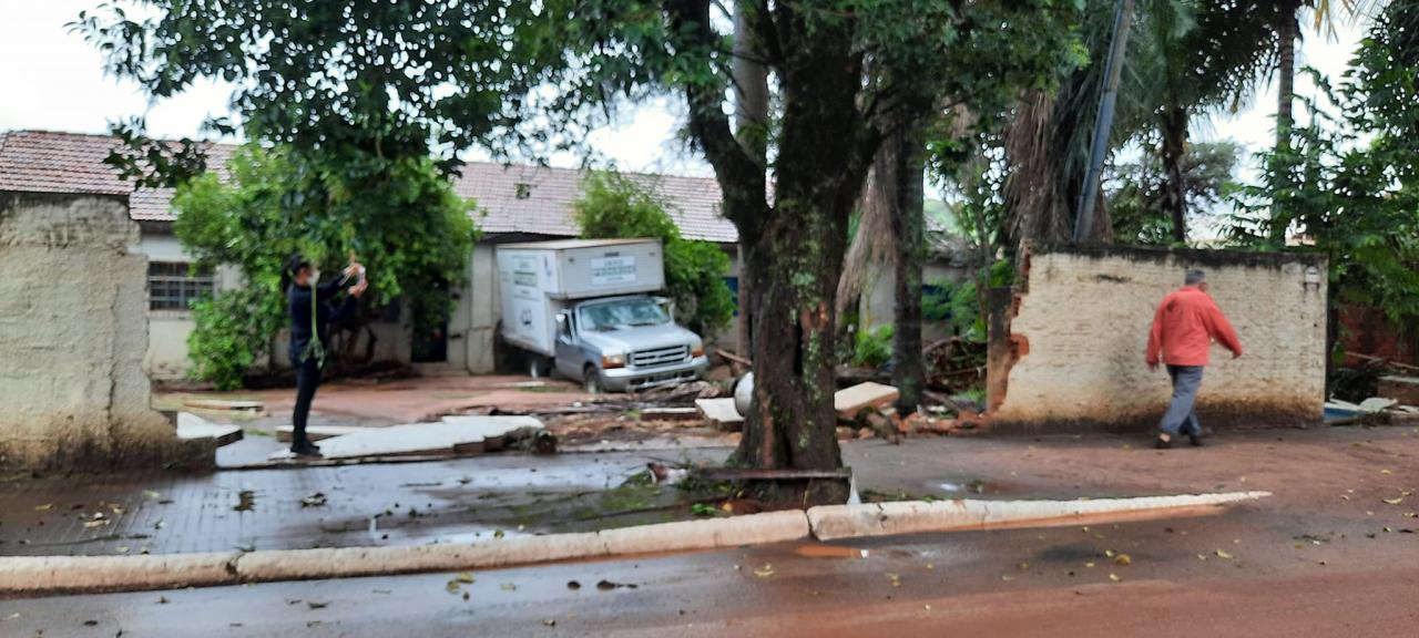 Foto 8 de 13 — Após estragos e morte, veja como amanheceu a cidade de Jaú